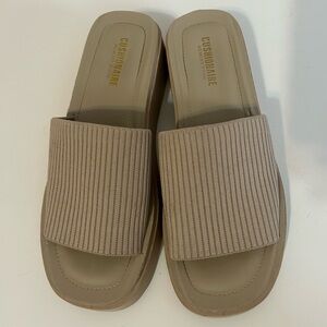 Cushionaire Women’s Pim Knit Platform Sandals with +Memory Foam Size 9